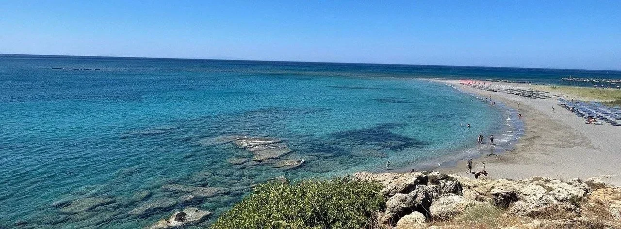 Playa de Frangokastello, la fortaleza antigua y el misterio