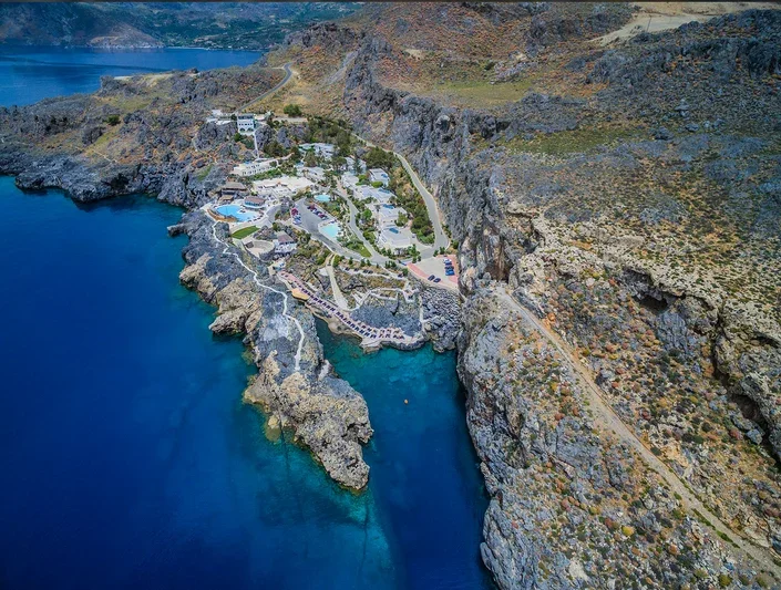 Playa de Kalypso, el fiordo de los piratas