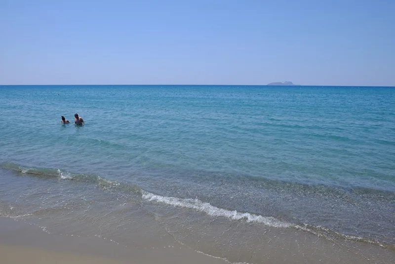Kokkinos Pyrgos beach