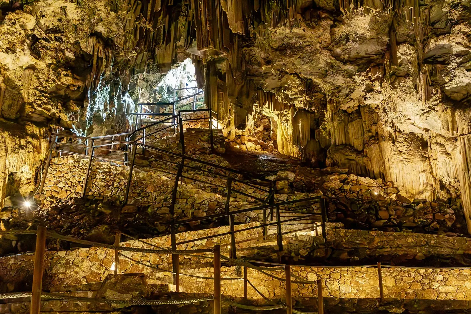 Melidoni Cave