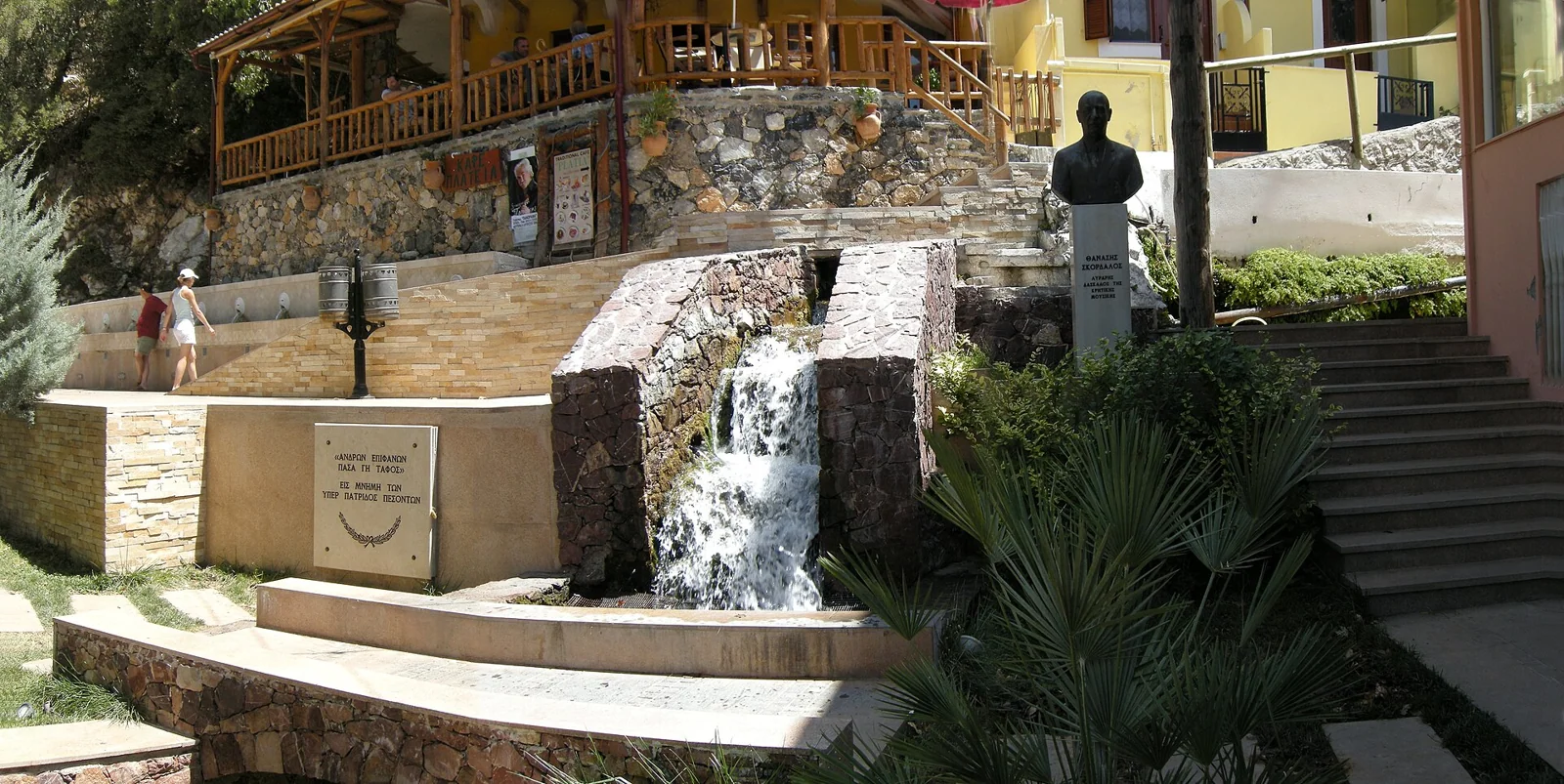 The fountain and shaded square in the centre of Spili